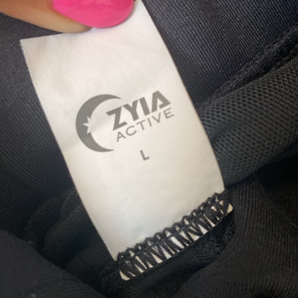 ZYIA Black Sports Bra - Picture 4 of 6